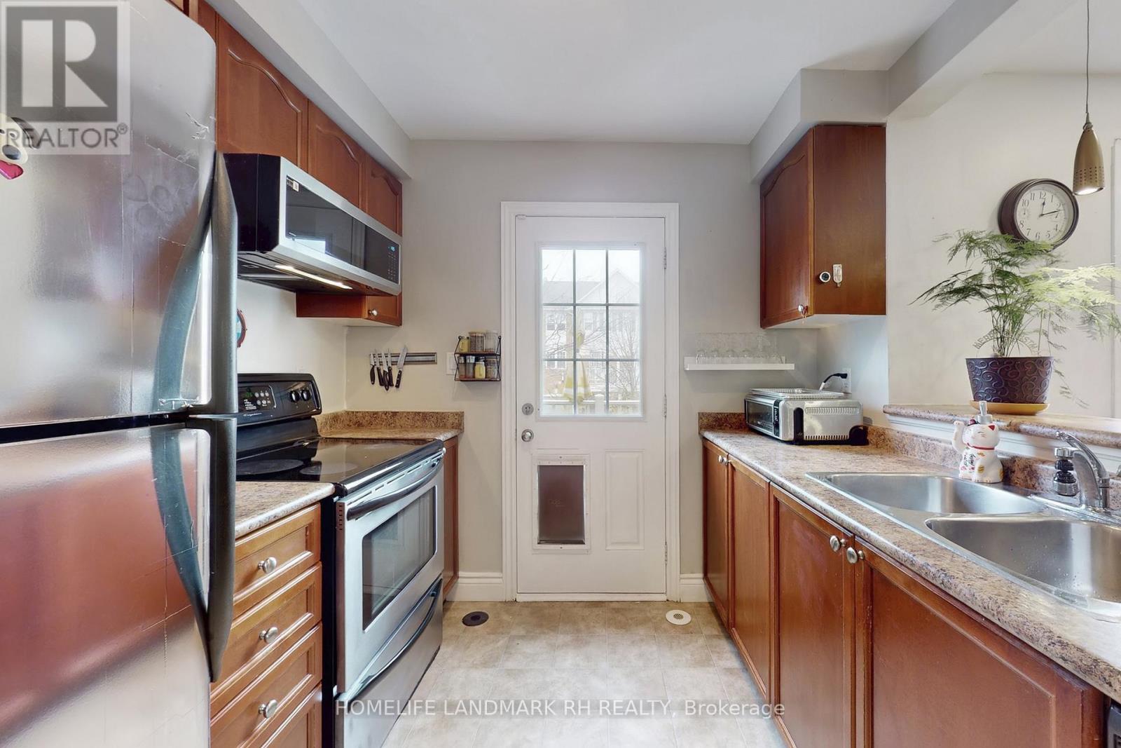 3060 Dewridge Avenue, Oakville, Ontario  L6M 5J1 - Photo 8 - W12521116