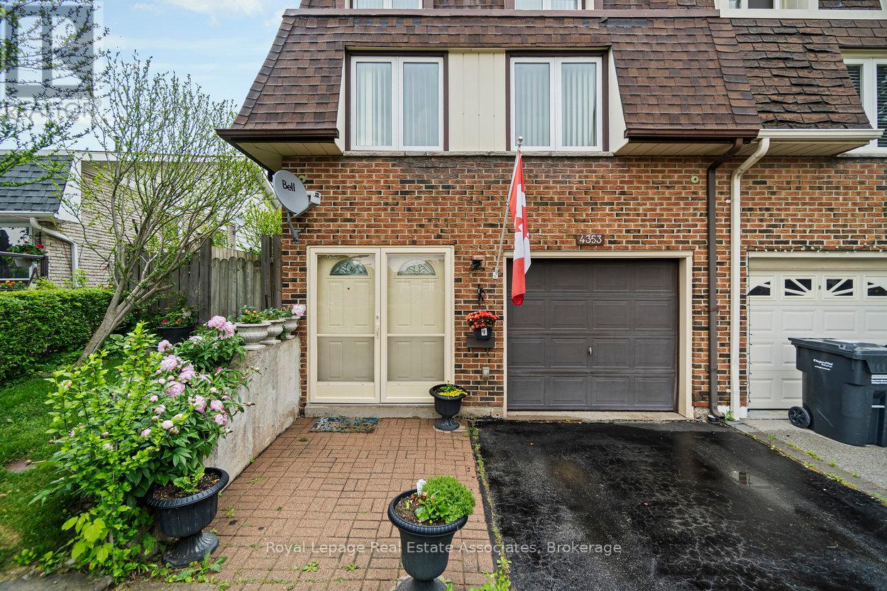 4353 BRANDON GATE DRIVE, Mississauga, Ontario