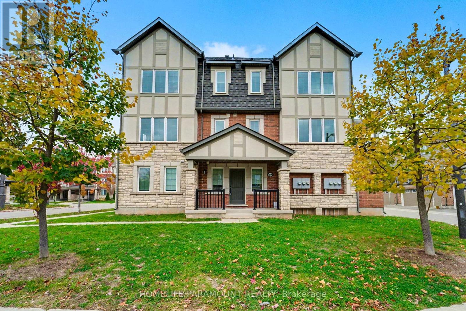 370 TIMBERLAND GATE, Oakville, Ontario