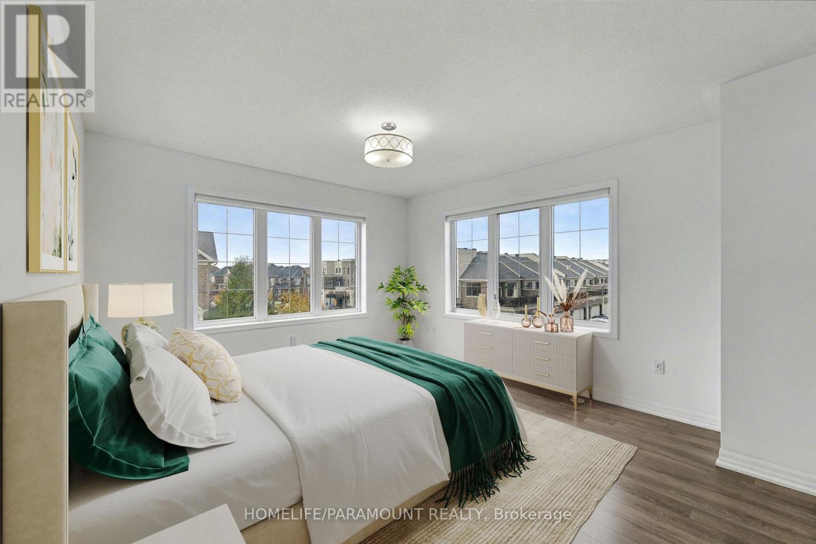 370 Timberland Gate, Oakville, Ontario  L6M 0Y9 - Photo 16 - W12521158