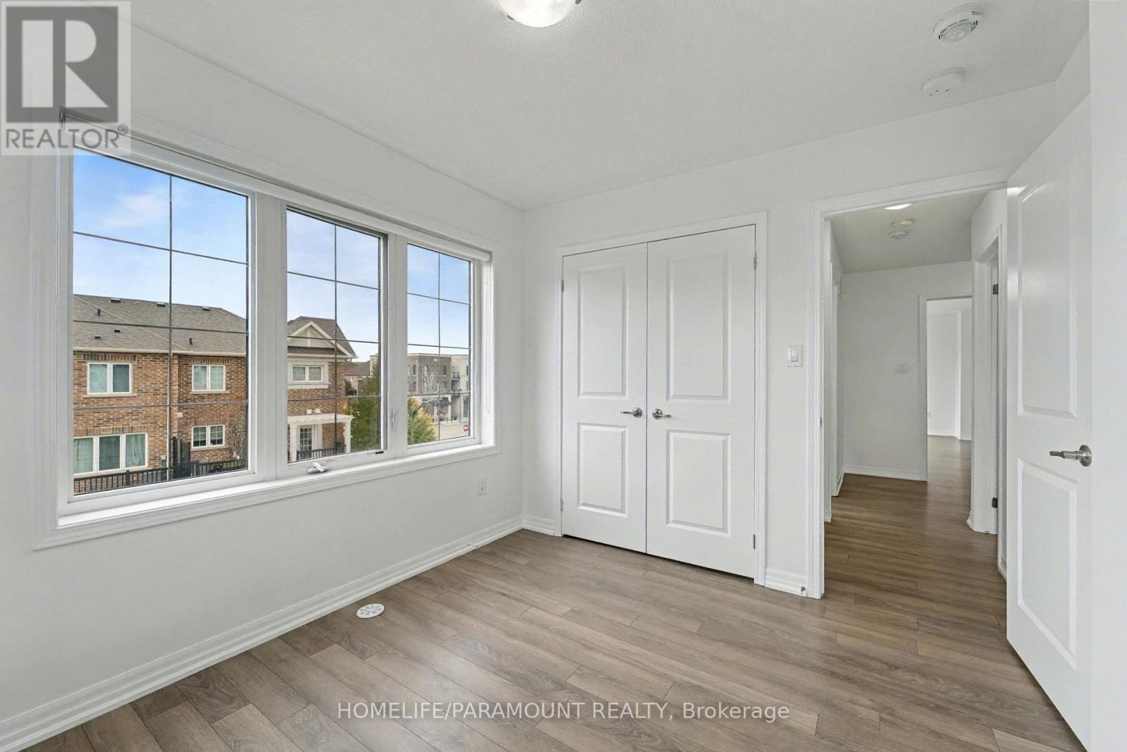 370 Timberland Gate, Oakville, Ontario  L6M 0Y9 - Photo 20 - W12521158