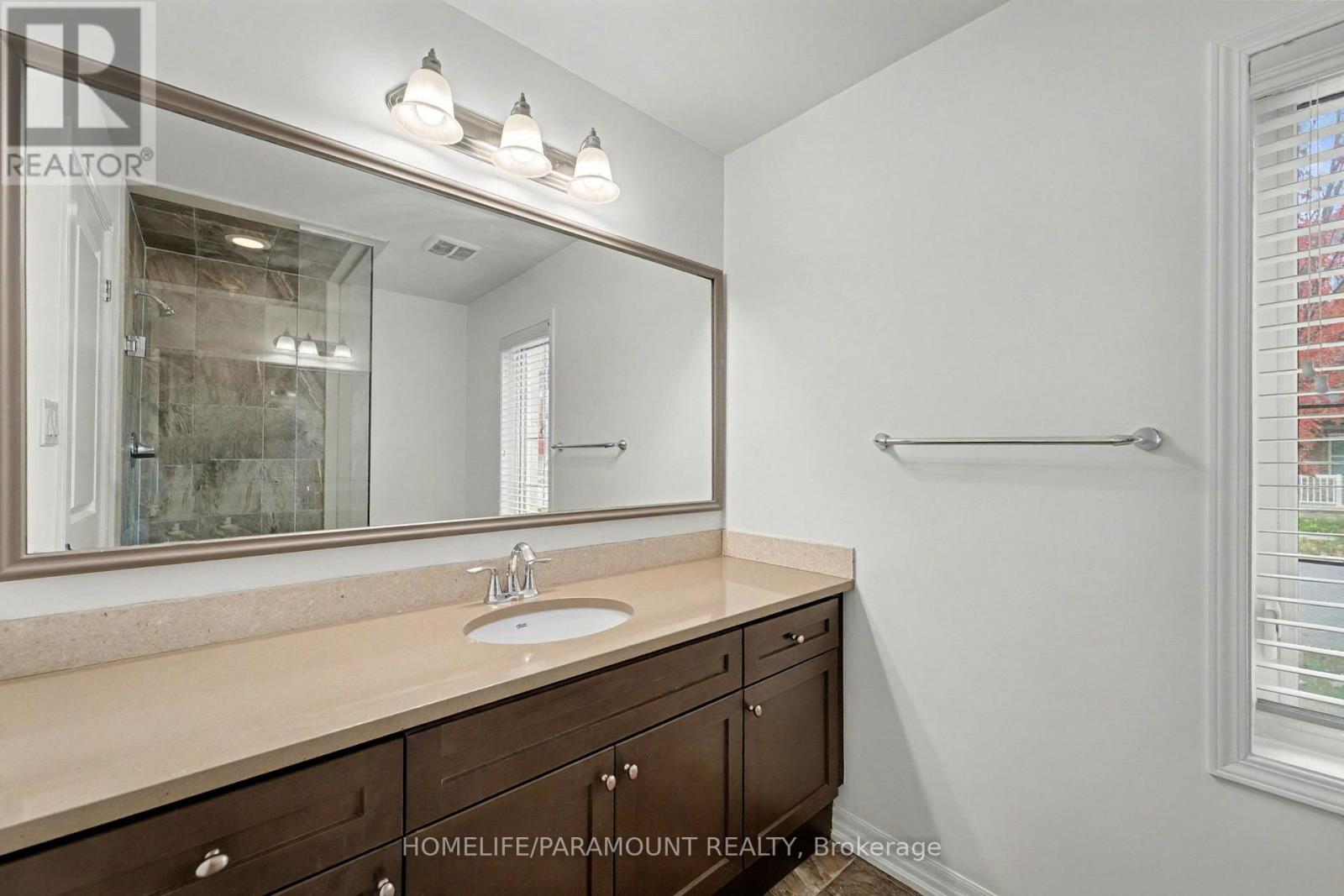 370 Timberland Gate, Oakville, Ontario  L6M 0Y9 - Photo 22 - W12521158