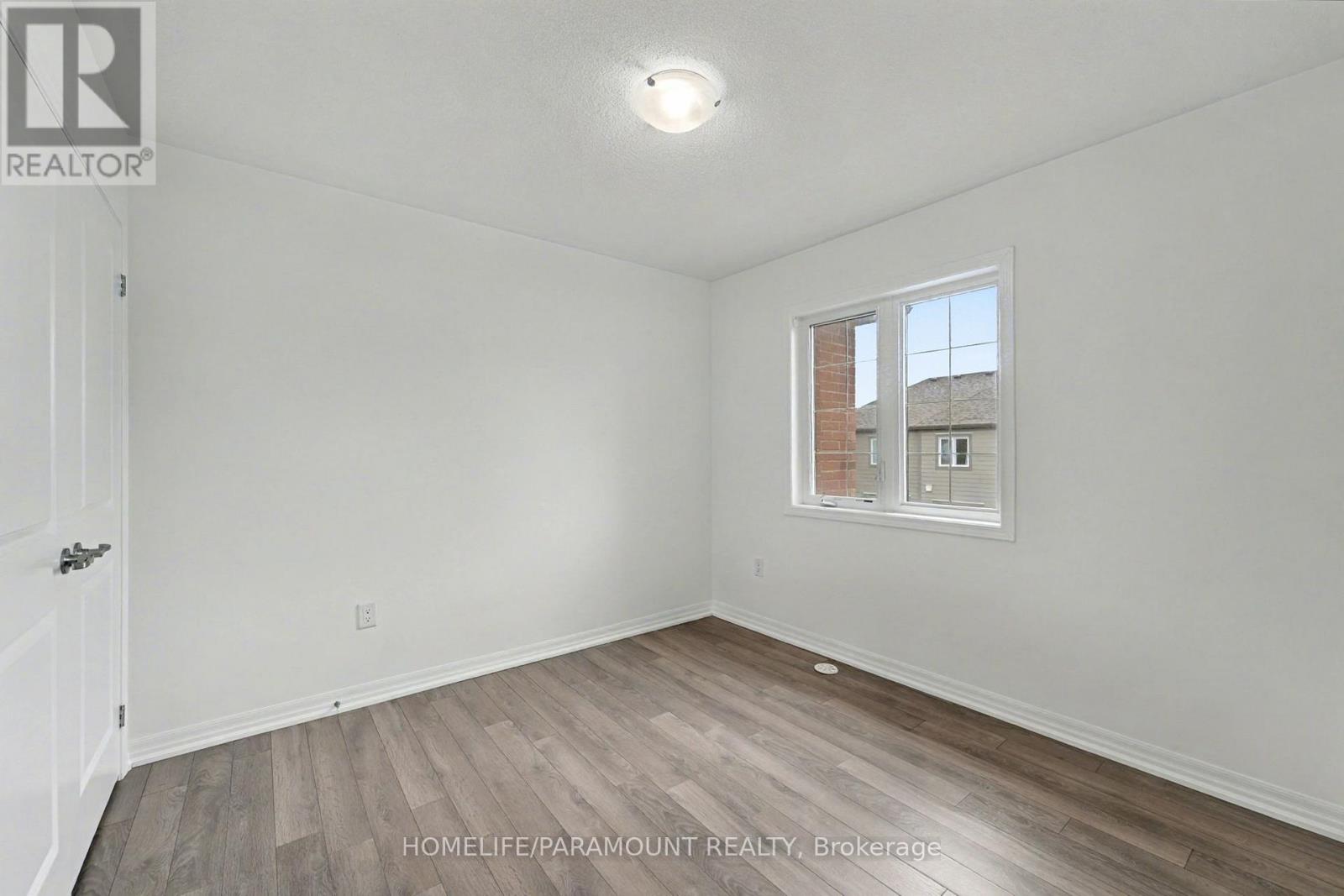 370 Timberland Gate, Oakville, Ontario  L6M 0Y9 - Photo 47 - W12521158