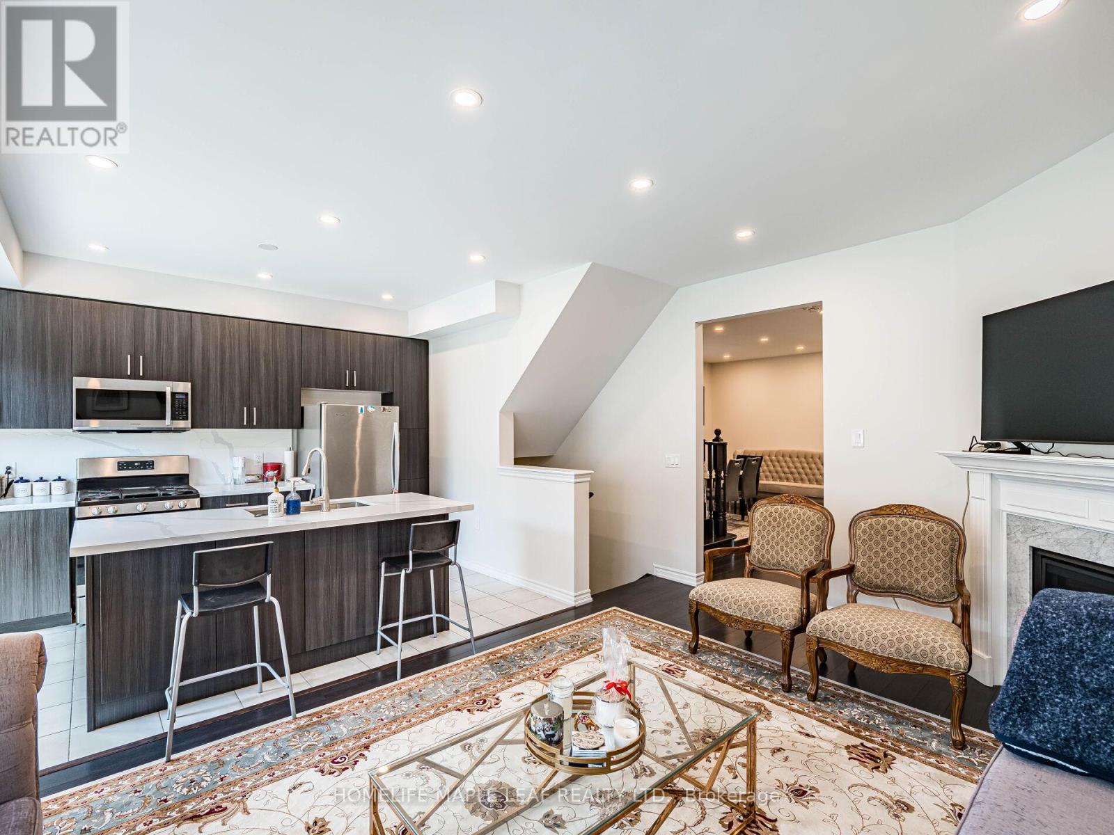 1454 Chretien Street, Milton, Ontario  L9E 1J1 - Photo 12 - W12521164