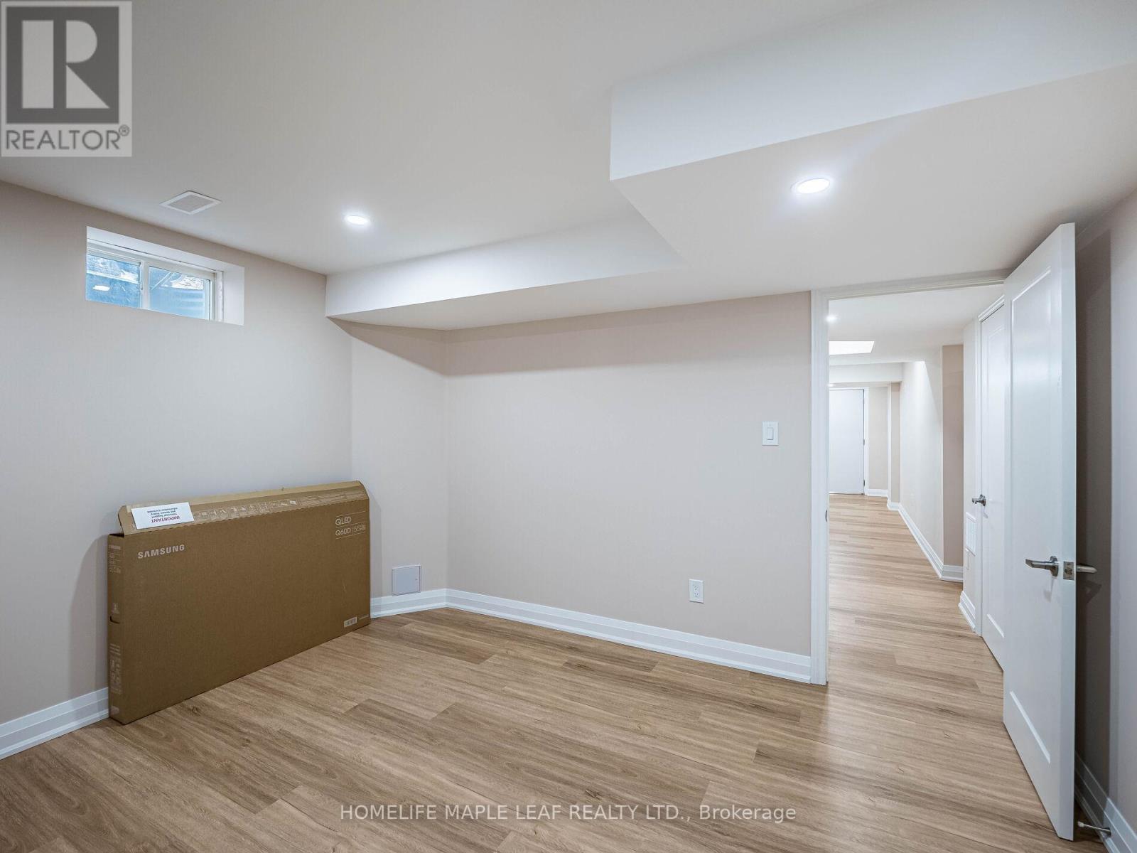 1454 Chretien Street, Milton, Ontario  L9E 1J1 - Photo 36 - W12521164