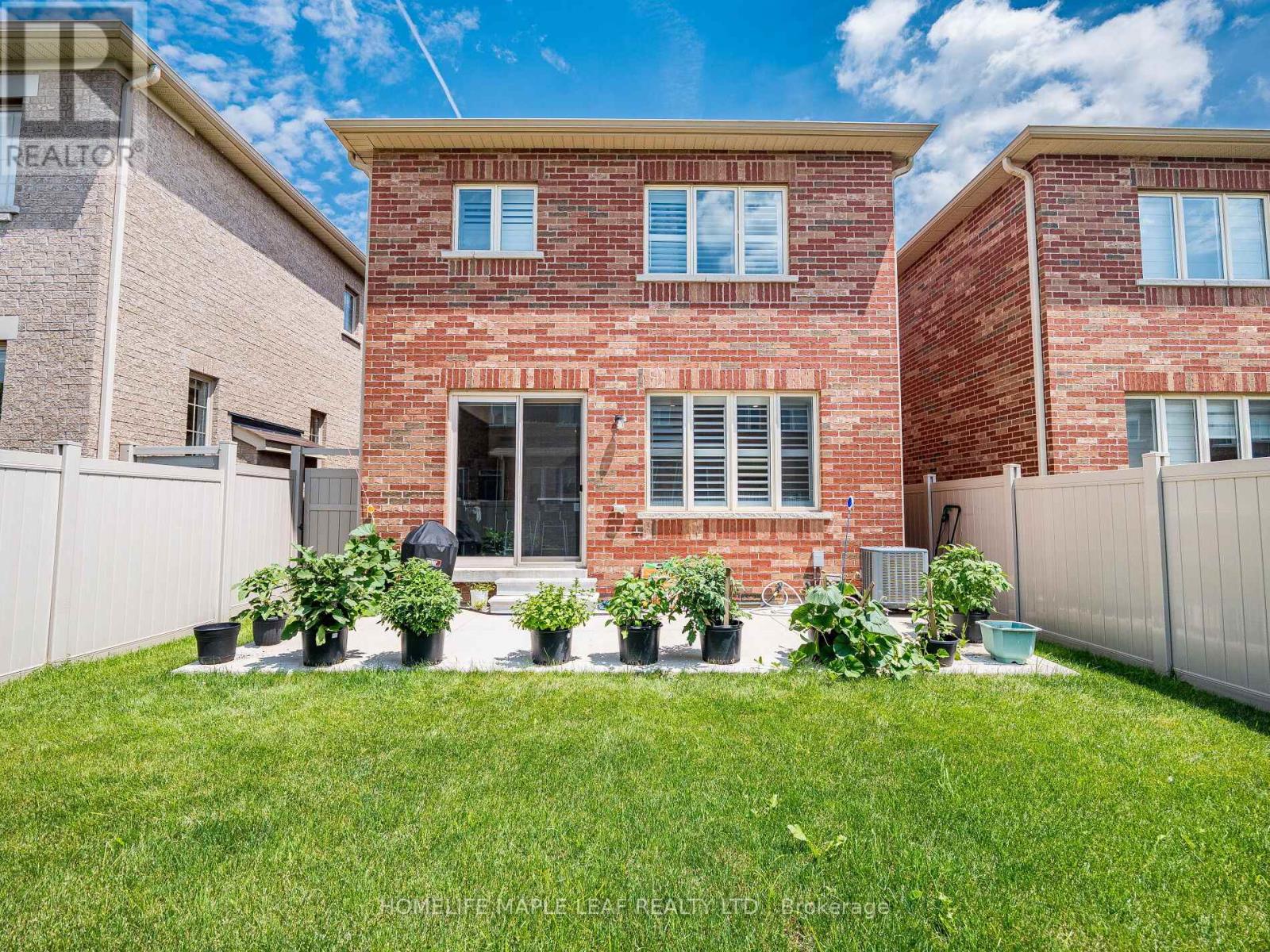 1454 Chretien Street, Milton, Ontario  L9E 1J1 - Photo 48 - W12521164