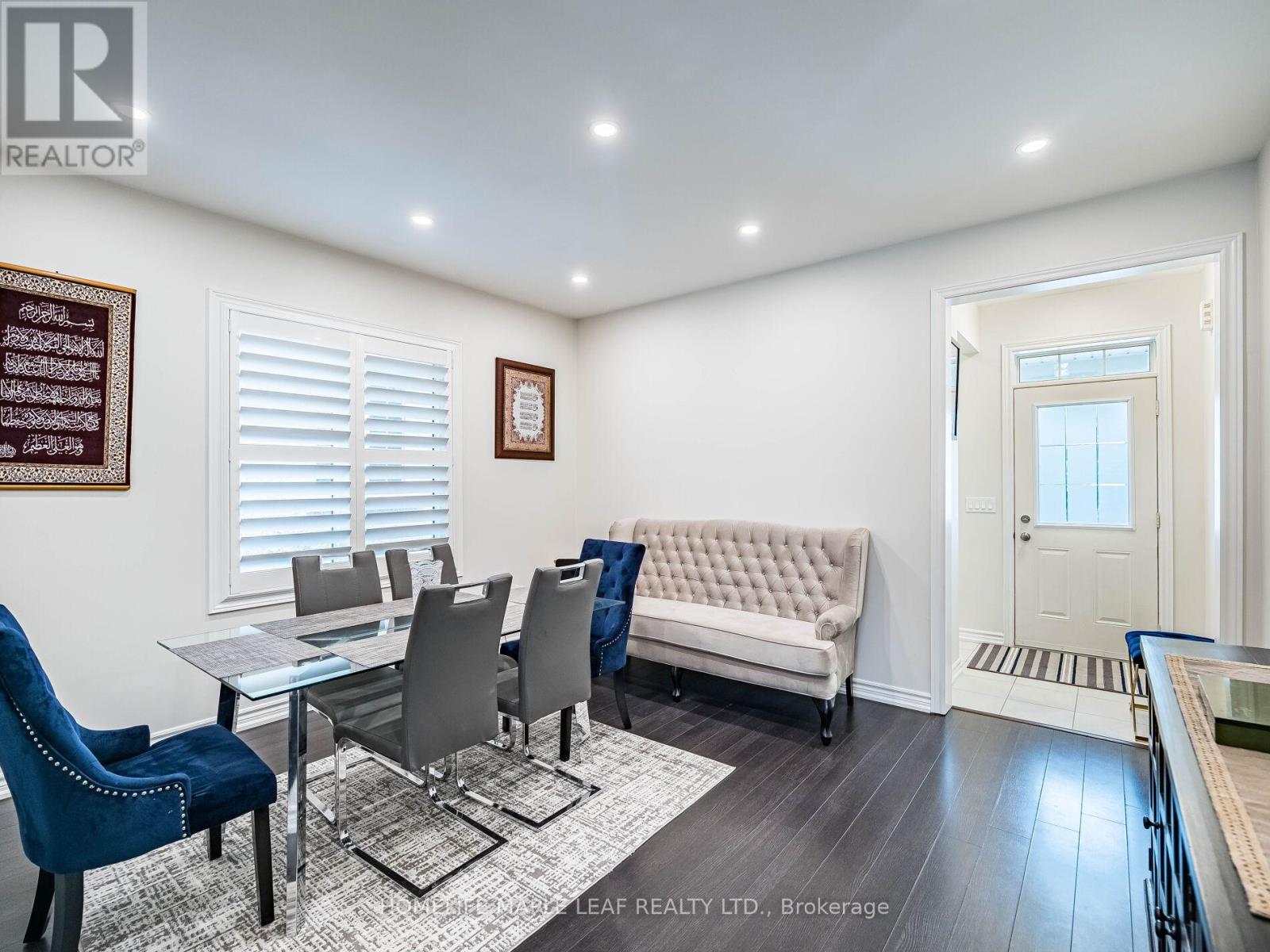 1454 Chretien Street, Milton, Ontario  L9E 1J1 - Photo 5 - W12521164