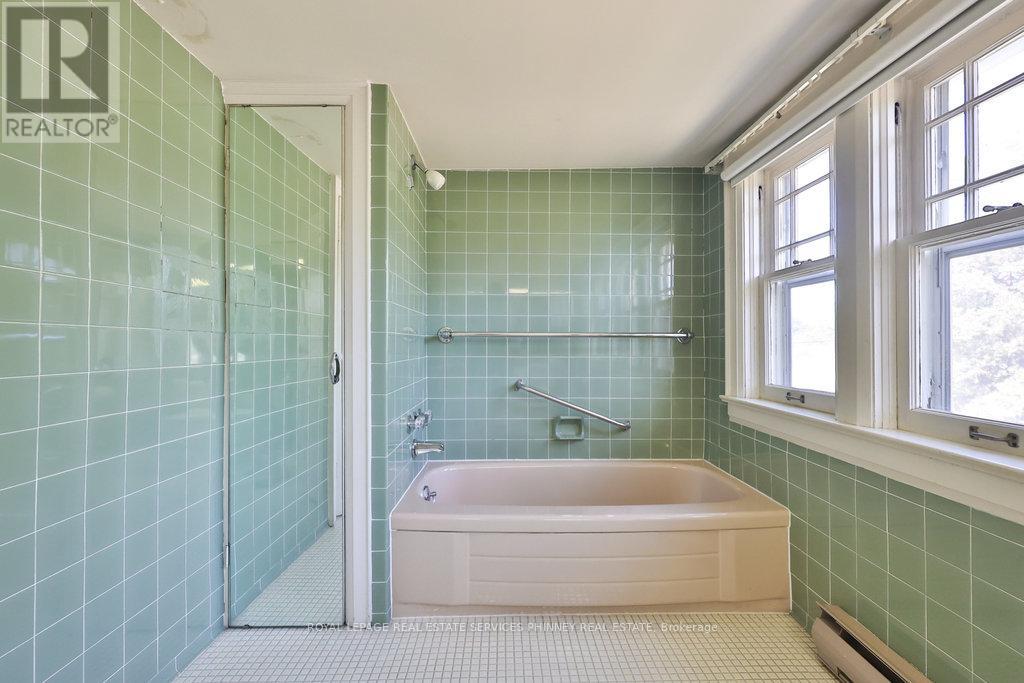 160 King Street E, Mississauga, Ontario L5A 1T2 - Photo 37 - W12521174