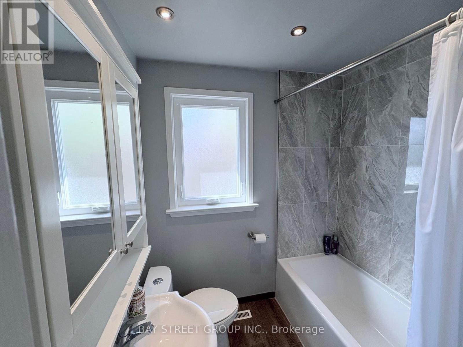 2175 Wiseman Court, Mississauga (Clarkson), Ontario  L5J 1P3 - Photo 27 - W12449872