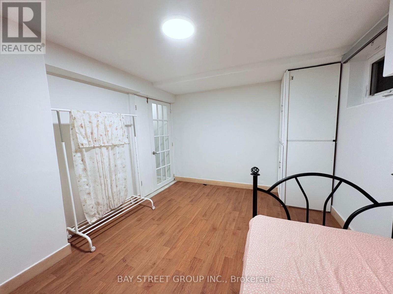 2175 Wiseman Court, Mississauga (Clarkson), Ontario  L5J 1P3 - Photo 32 - W12449872