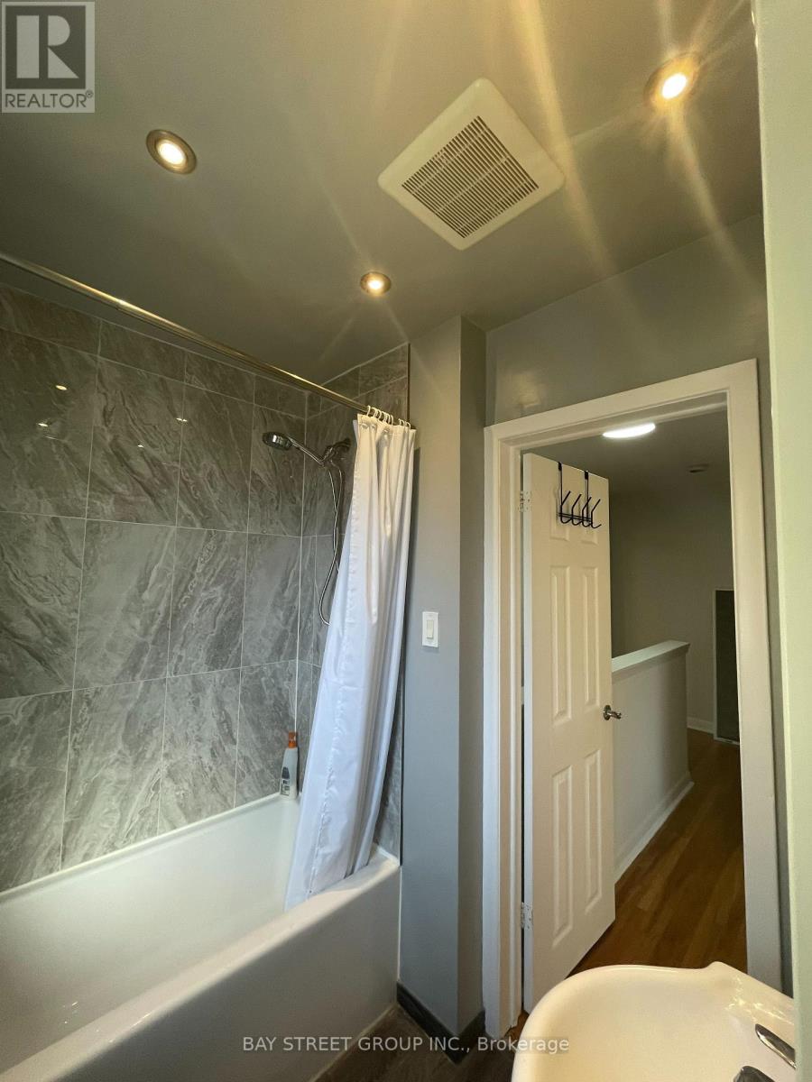 2175 Wiseman Court, Mississauga (Clarkson), Ontario  L5J 1P3 - Photo 29 - W12449872