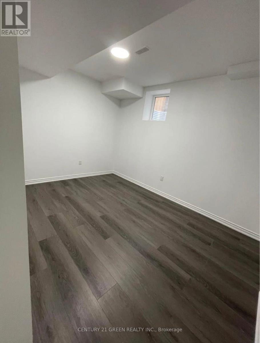 Bsmt - 36 Brentwick Drive, Brampton (Credit Valley), Ontario  L6X 3B4 - Photo 2 - W12477164