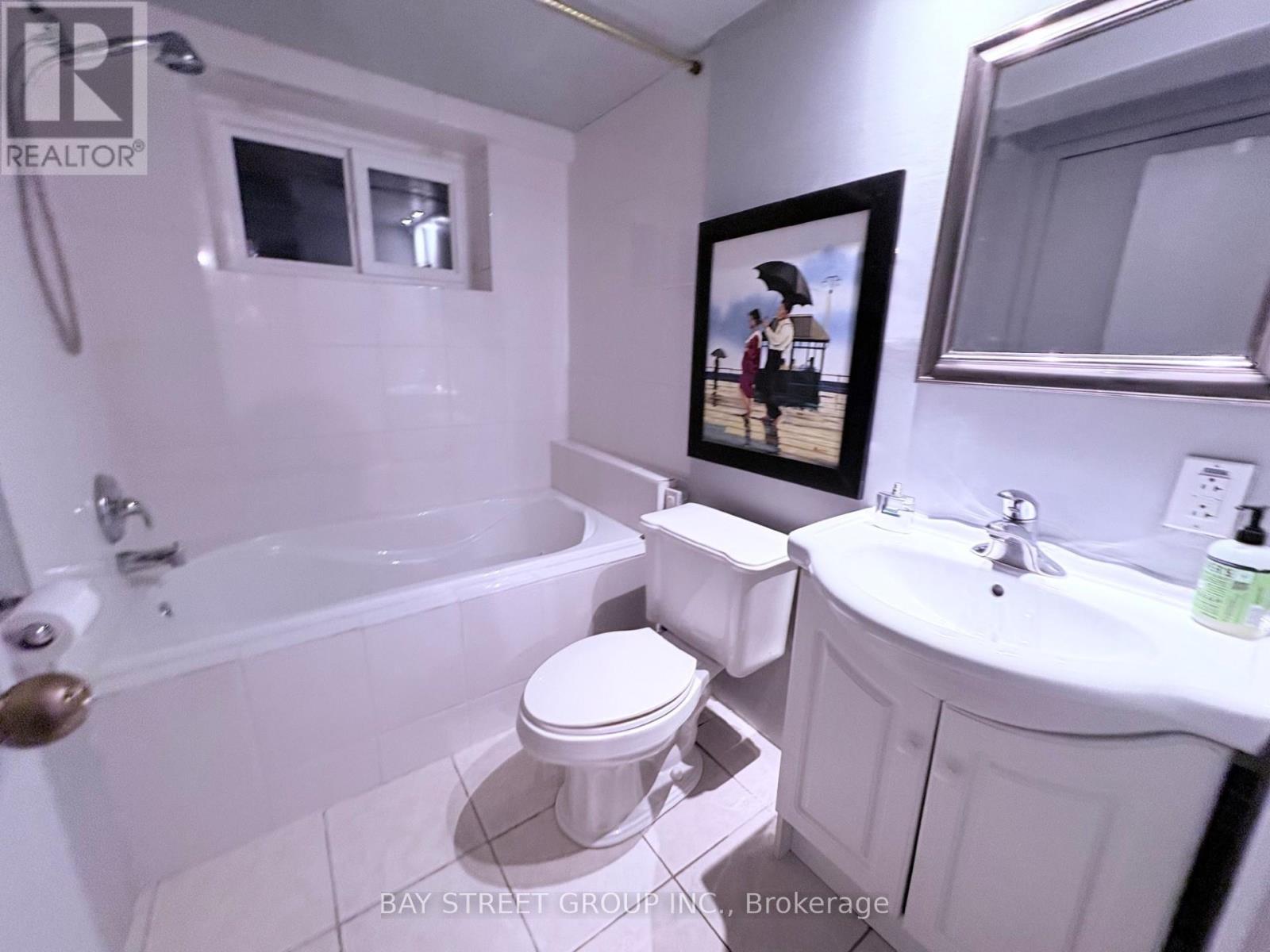 2175 Wiseman Court, Mississauga (Clarkson), Ontario  L5J 1P3 - Photo 34 - W12449872