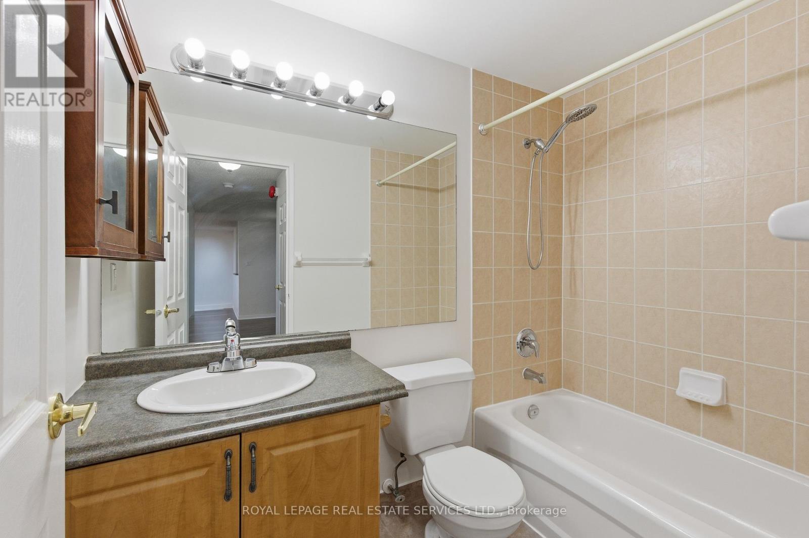 904 - 6720 Glen Erin Drive, Mississauga, Ontario  L5N 3K8 - Photo 27 - W12491308