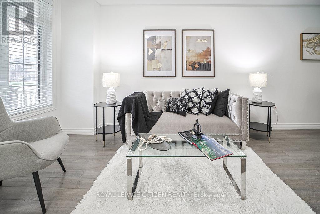 3059 Postridge Drive, Oakville, Ontario  L6H 0S1 - Photo 10 - W12516534