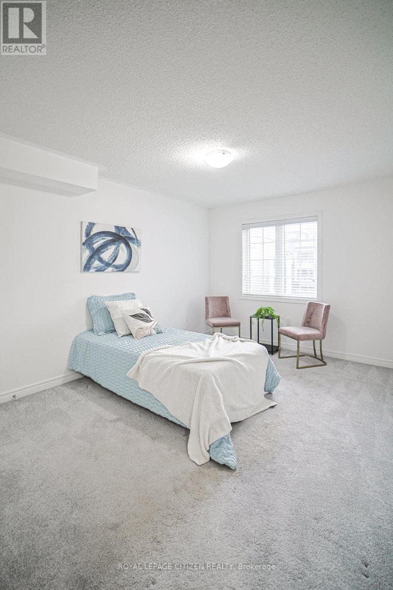 3059 Postridge Drive, Oakville, Ontario  L6H 0S1 - Photo 26 - W12516534