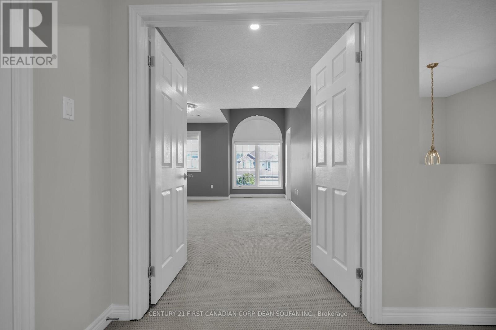 868 Rushbrook Crescent, London South, Ontario  N6K 5B6 - Photo 24 - X12521218