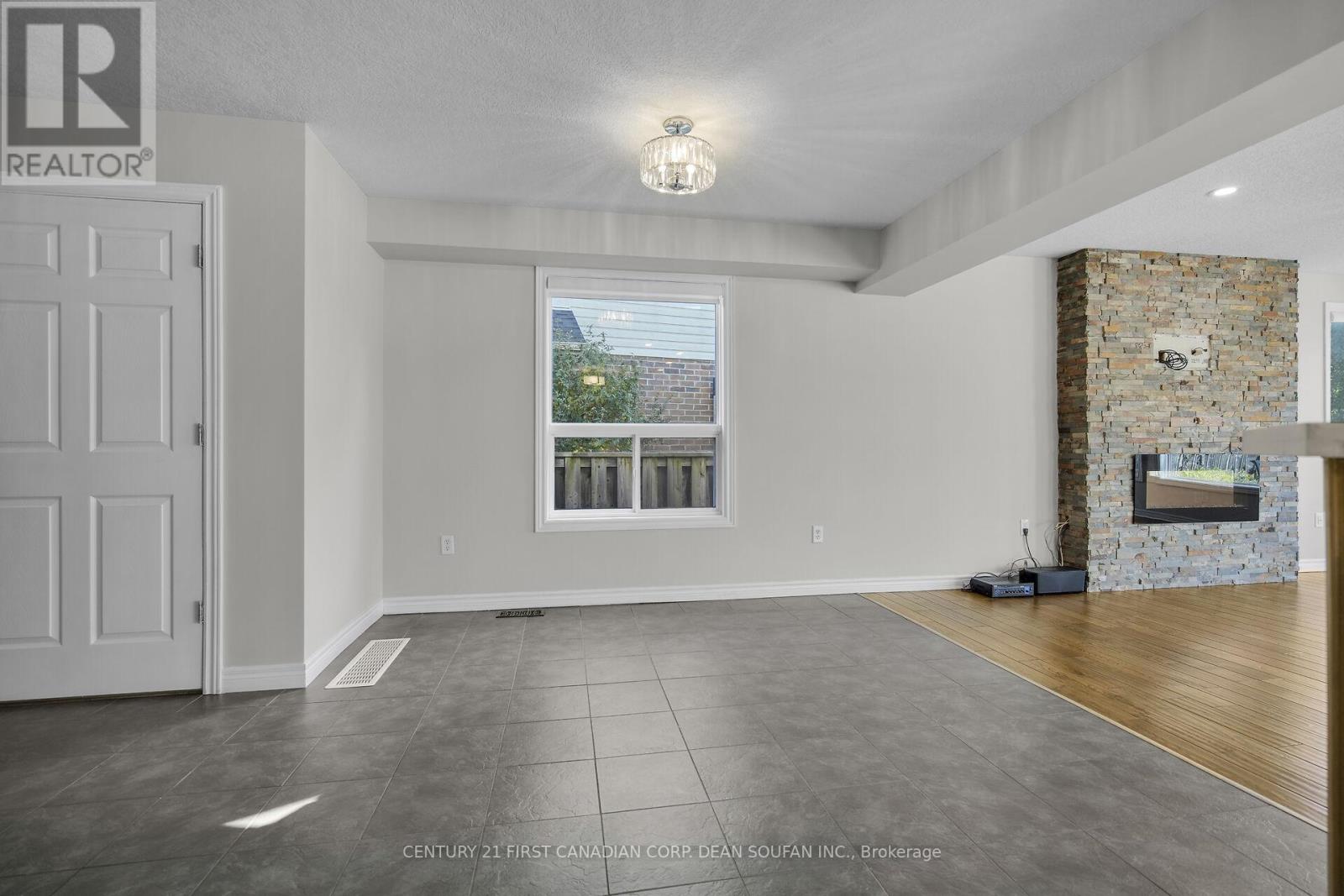 868 Rushbrook Crescent, London South, Ontario  N6K 5B6 - Photo 7 - X12521218