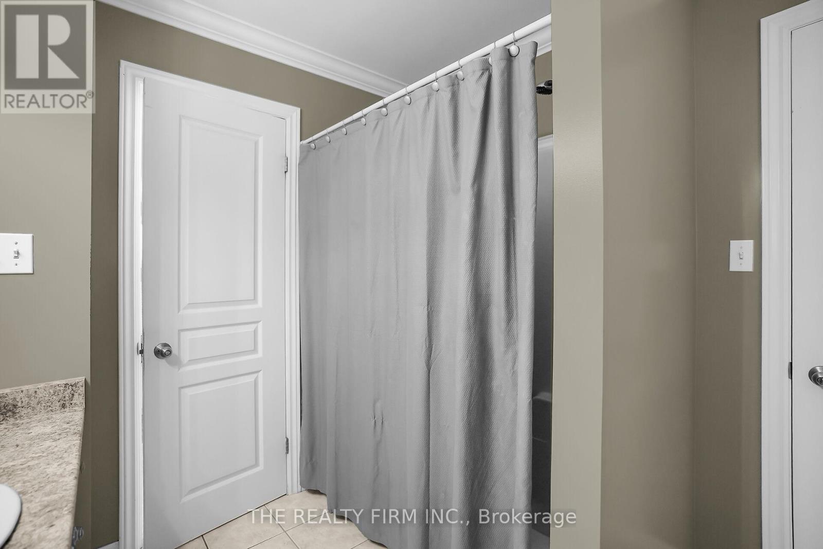 1689 Bayswater Crescent, London North, Ontario  N6G 5M9 - Photo 20 - X12521304