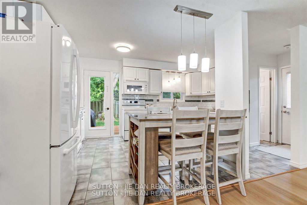 55 Constable Court, London North, Ontario  N6G 3N7 - Photo 4 - X12521338