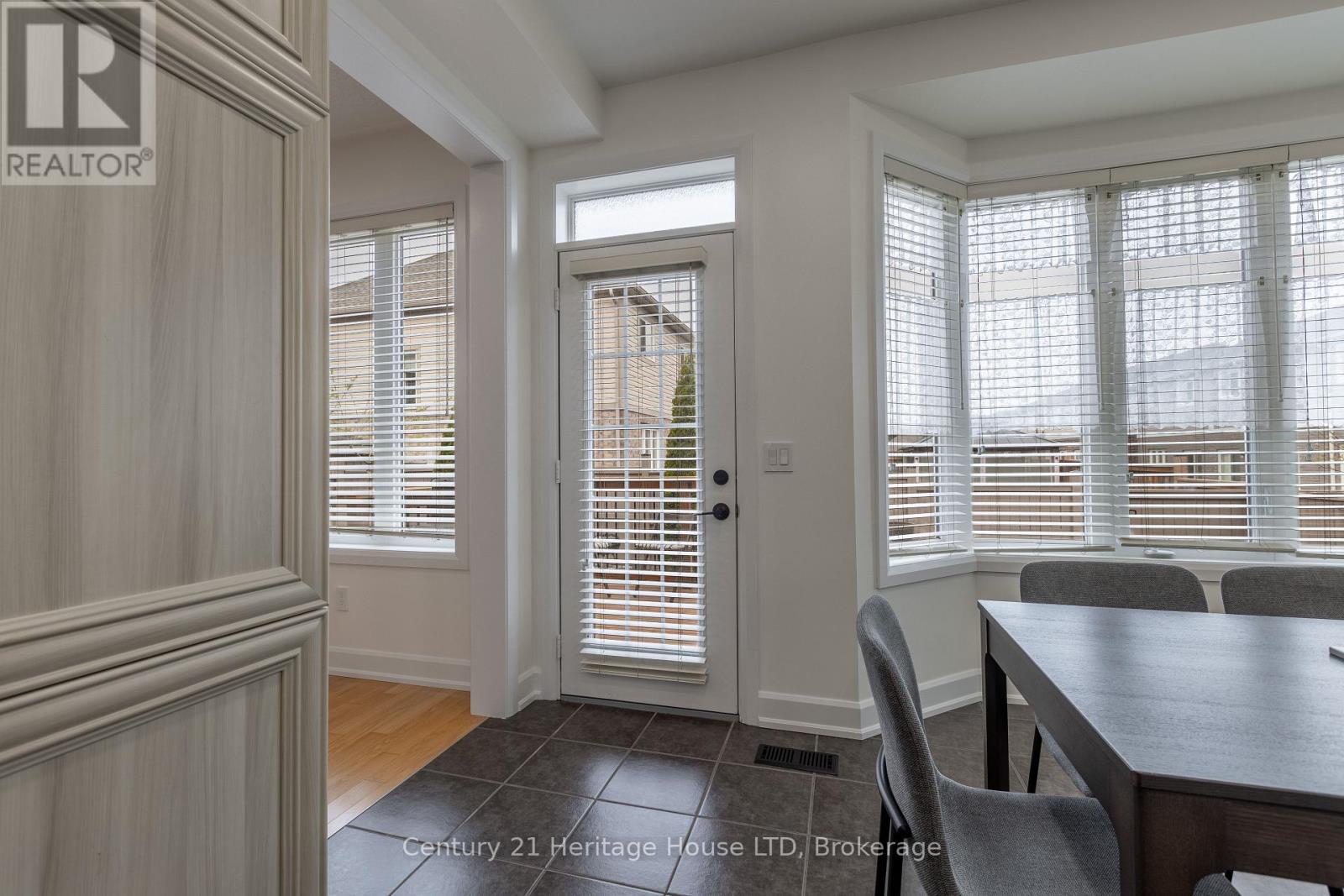 5 Juneberry Road, Thorold, Ontario L2V 0B2 - Photo 9 - X12430125