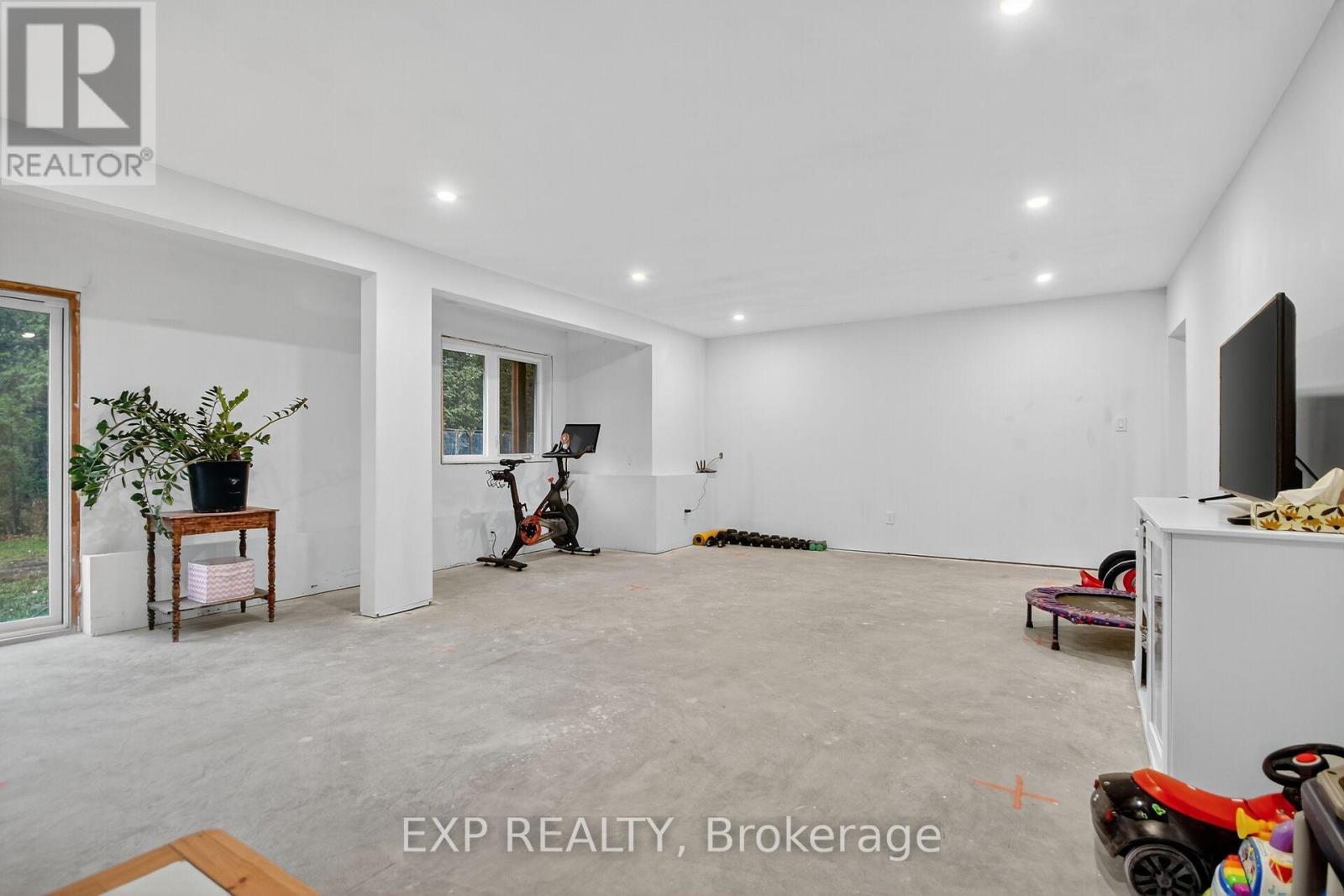 2989 Ramsay Concession 3c Road, Mississippi Mills, Ontario K0A 1A0 - Photo 35 - X12521206