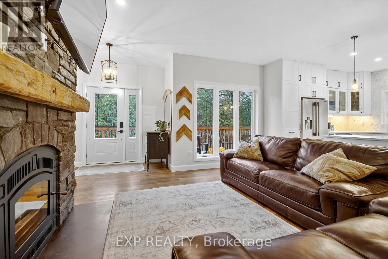 2989 Ramsay Concession 3c Road, Mississippi Mills, Ontario K0A 1A0 - Photo 8 - X12521206