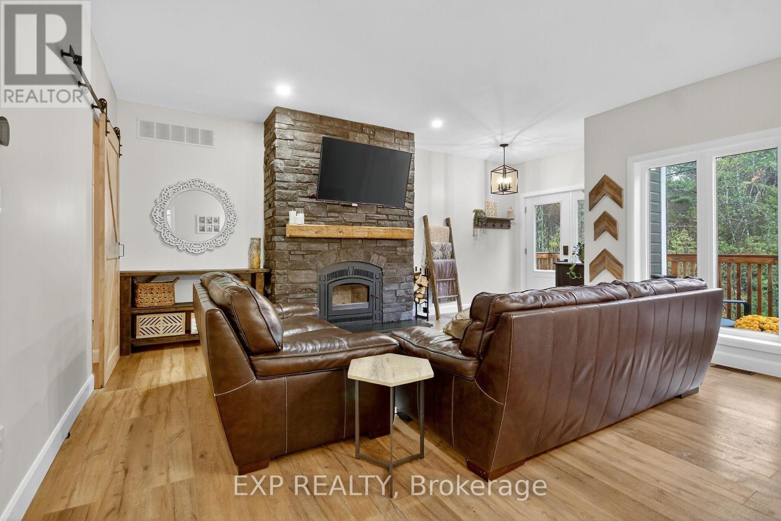 2989 Ramsay Concession 3c Road, Mississippi Mills, Ontario K0A 1A0 - Photo 9 - X12521206