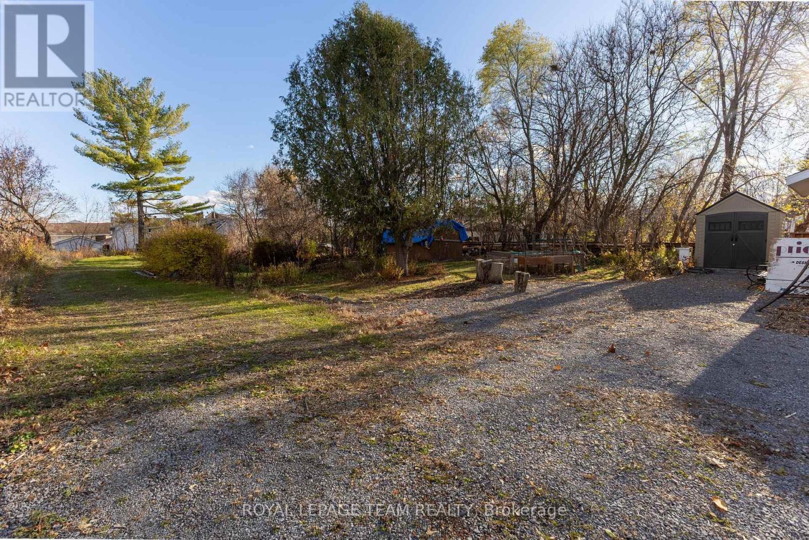 31 Daniel Street N, Arnprior, Ontario K7S 2K6 - Photo 19 - X12521220