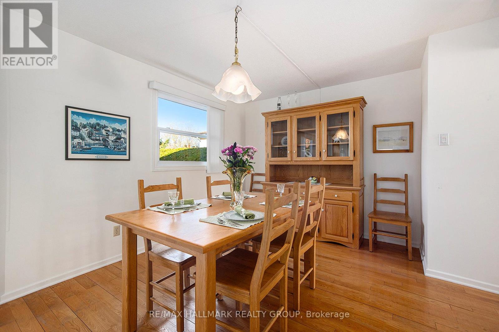 1570 Payette Drive, Ottawa, Ontario  K1E 1S9 - Photo 12 - X12521232