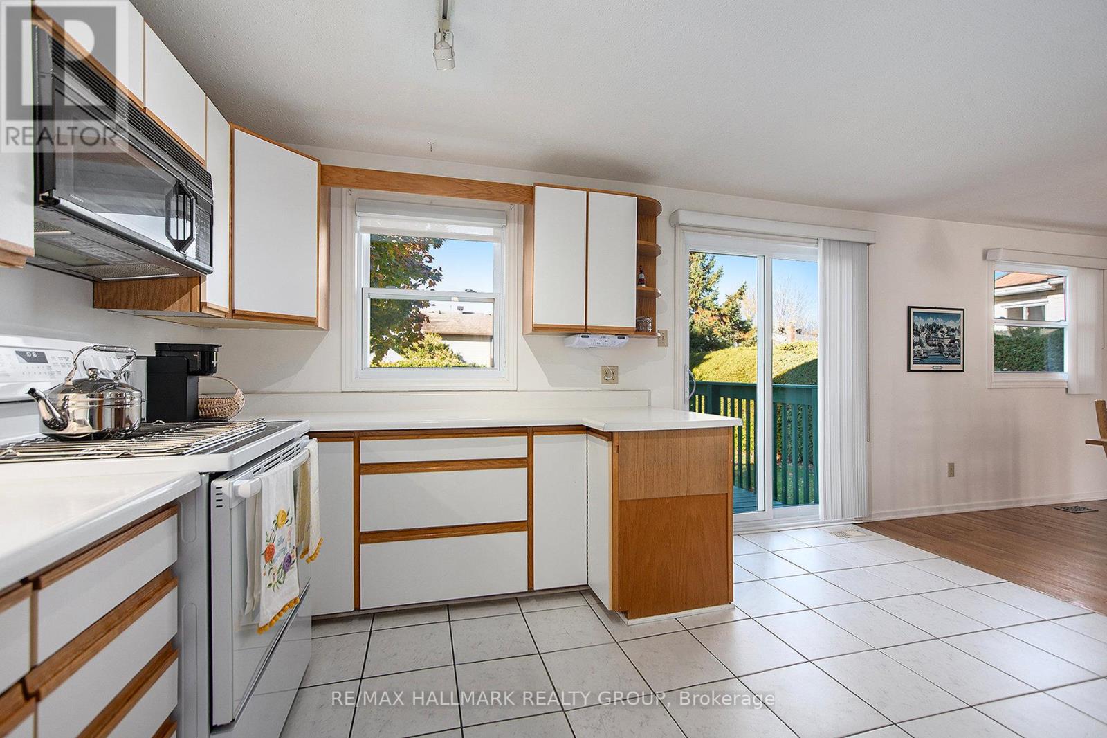 1570 Payette Drive, Ottawa, Ontario  K1E 1S9 - Photo 16 - X12521232