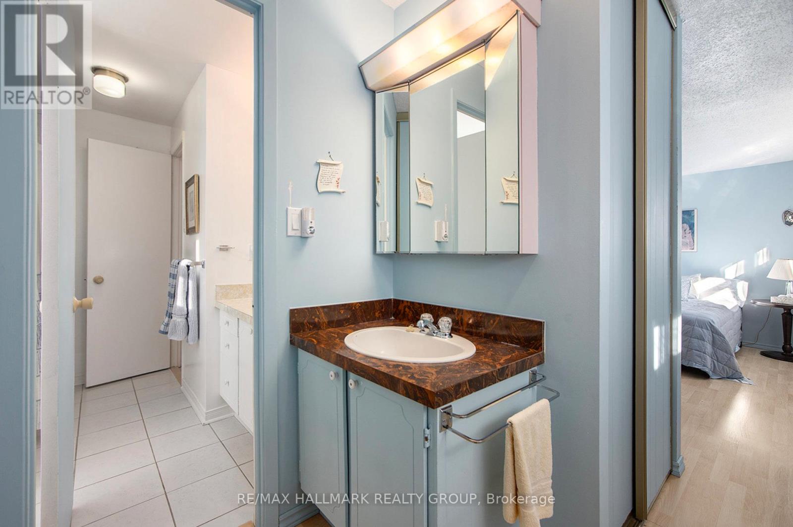 1570 Payette Drive, Ottawa, Ontario  K1E 1S9 - Photo 22 - X12521232