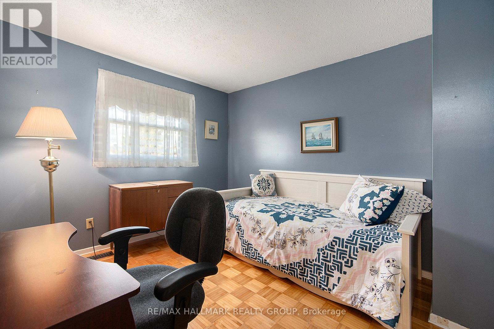 1570 Payette Drive, Ottawa, Ontario  K1E 1S9 - Photo 25 - X12521232