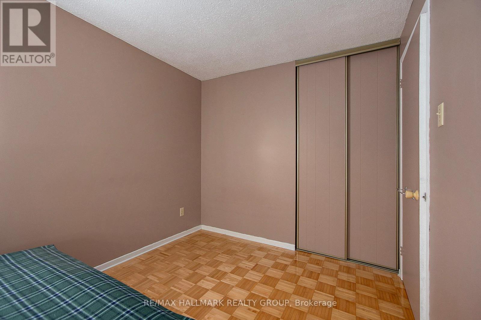 1570 Payette Drive, Ottawa, Ontario  K1E 1S9 - Photo 27 - X12521232