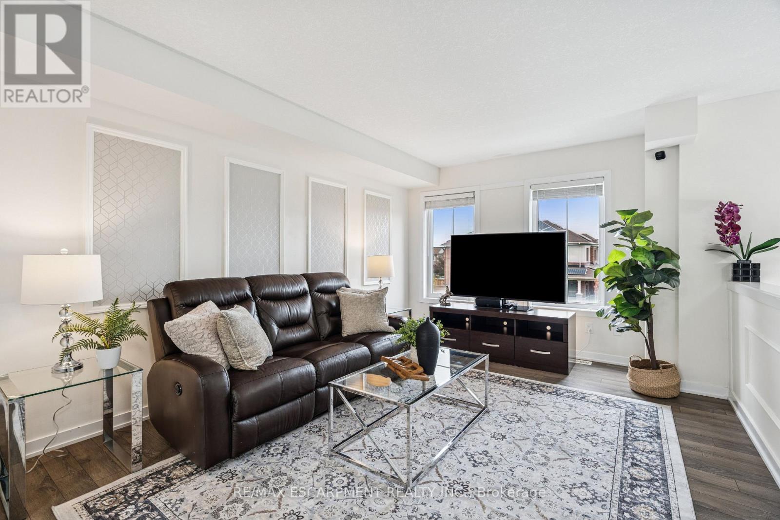 12 Crafter Crescent, Hamilton, Ontario  L8J 0H6 - Photo 8 - X12520962