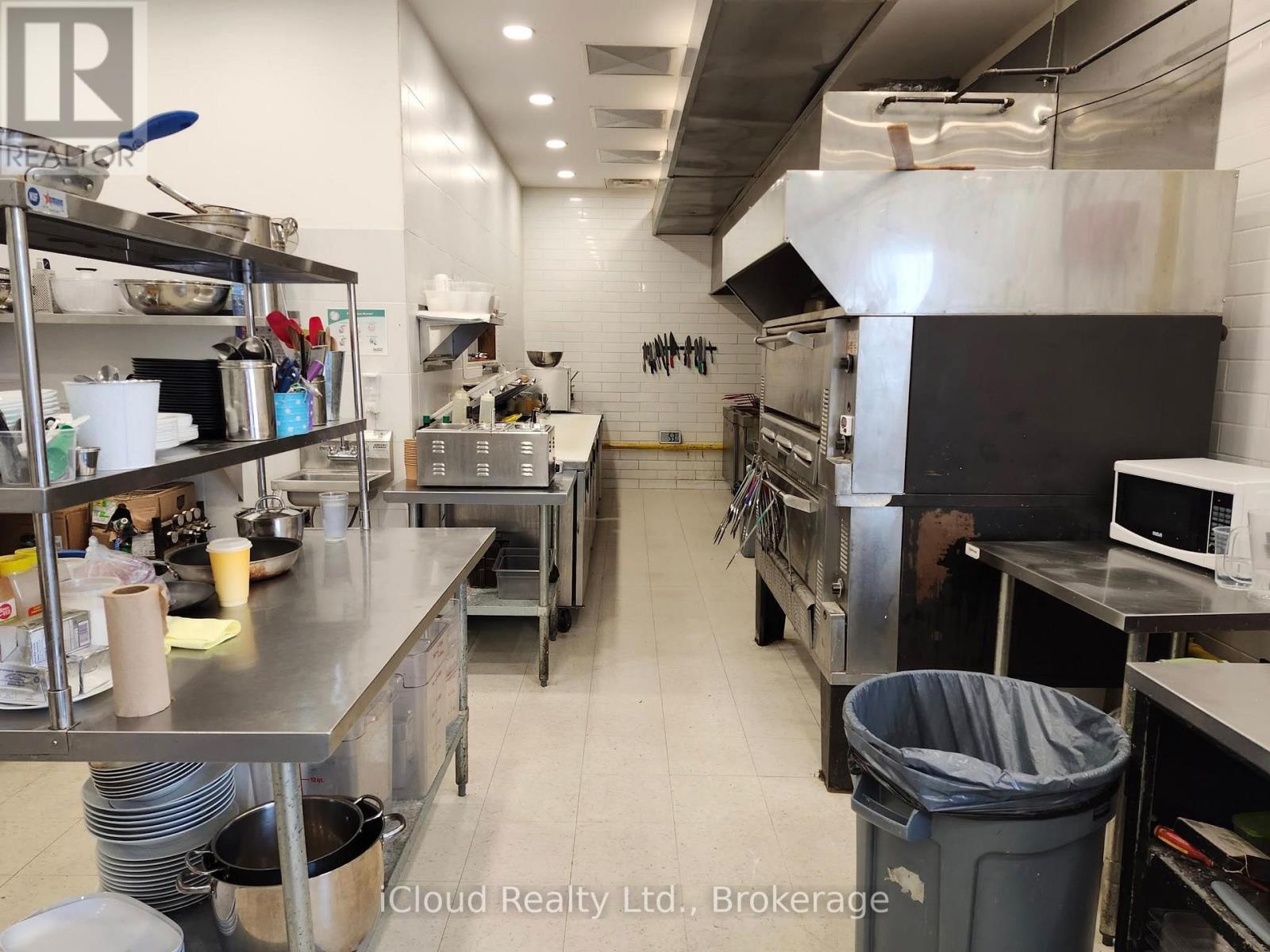 35 Talbot Street E, Haldimand, Ontario  N0A 1E0 - Photo 5 - X12520992