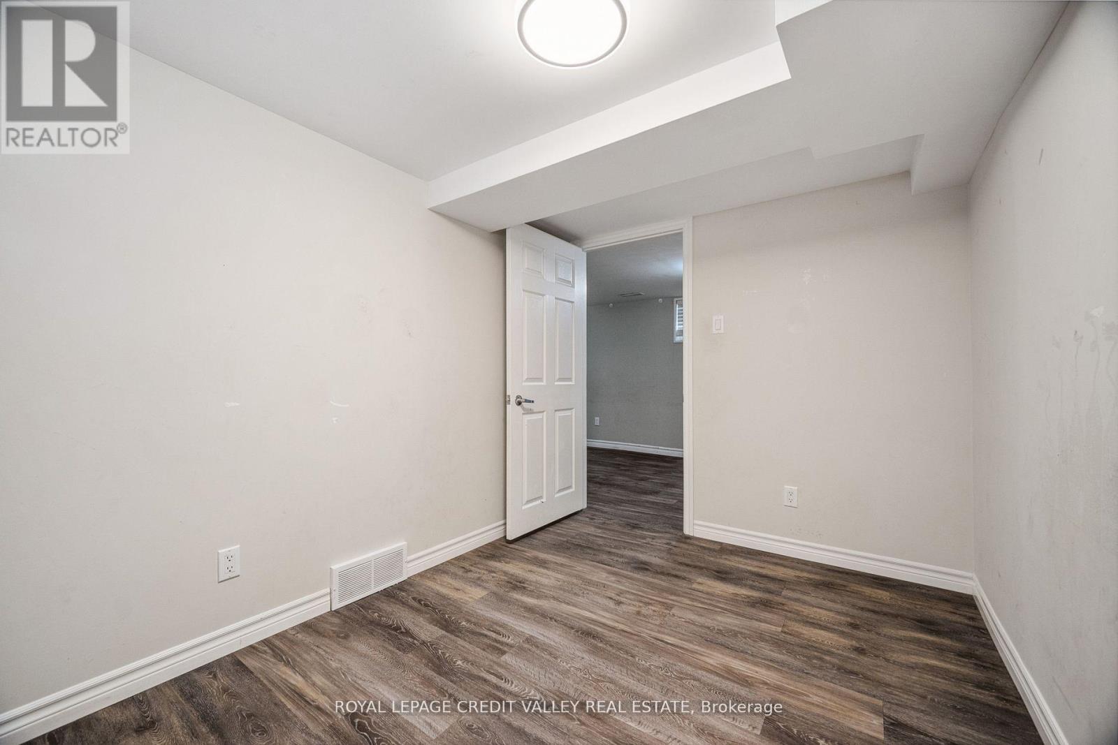 610 Wallace Street, London East, Ontario  N5Y 3R7 - Photo 37 - X12521050