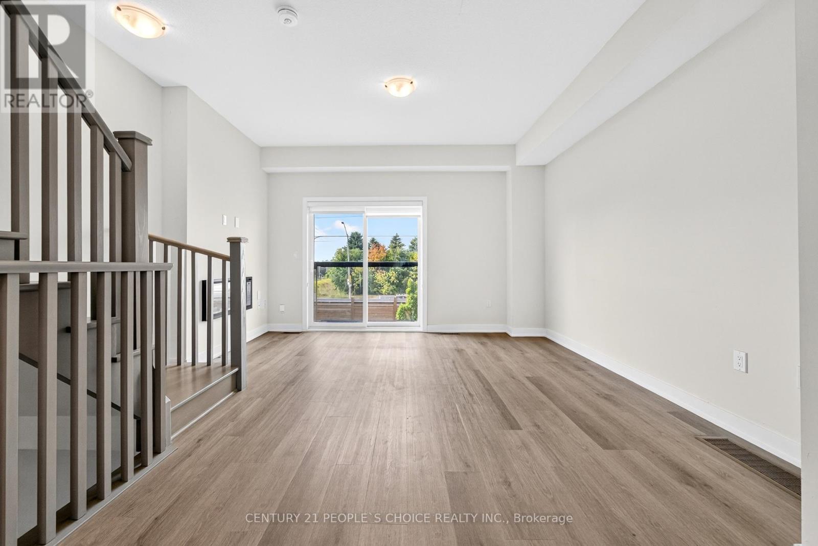 21 - 527 Shaver Road, Hamilton, Ontario L9G 0J1 - Photo 13 - X12521056