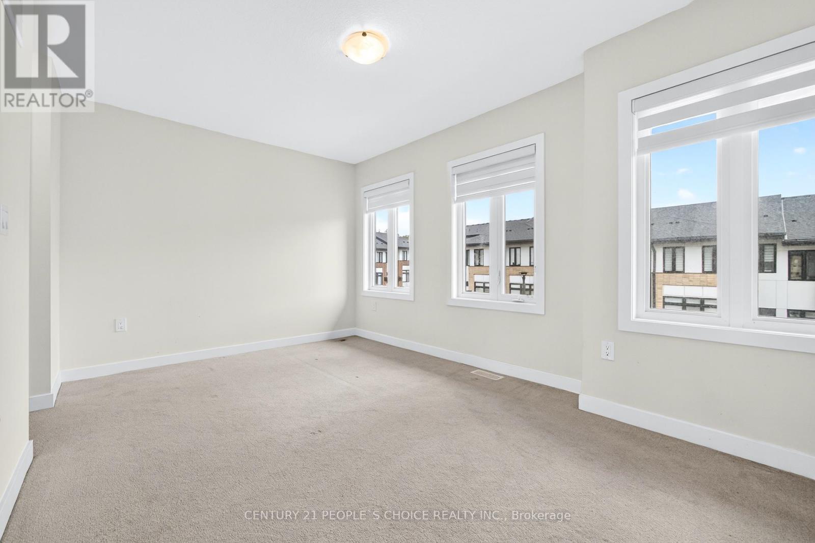 21 - 527 Shaver Road, Hamilton, Ontario L9G 0J1 - Photo 22 - X12521056