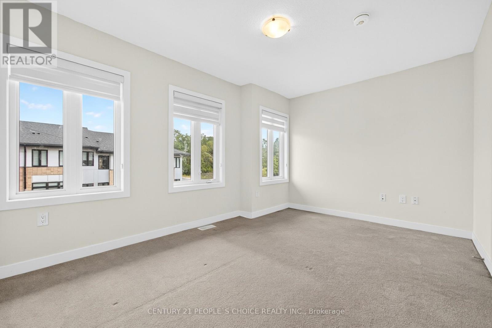 21 - 527 Shaver Road, Hamilton, Ontario L9G 0J1 - Photo 25 - X12521056