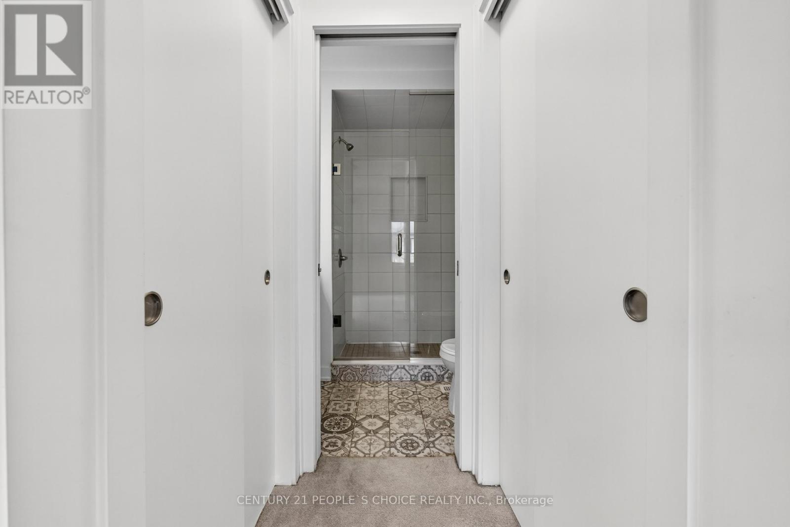 21 - 527 Shaver Road, Hamilton, Ontario L9G 0J1 - Photo 26 - X12521056