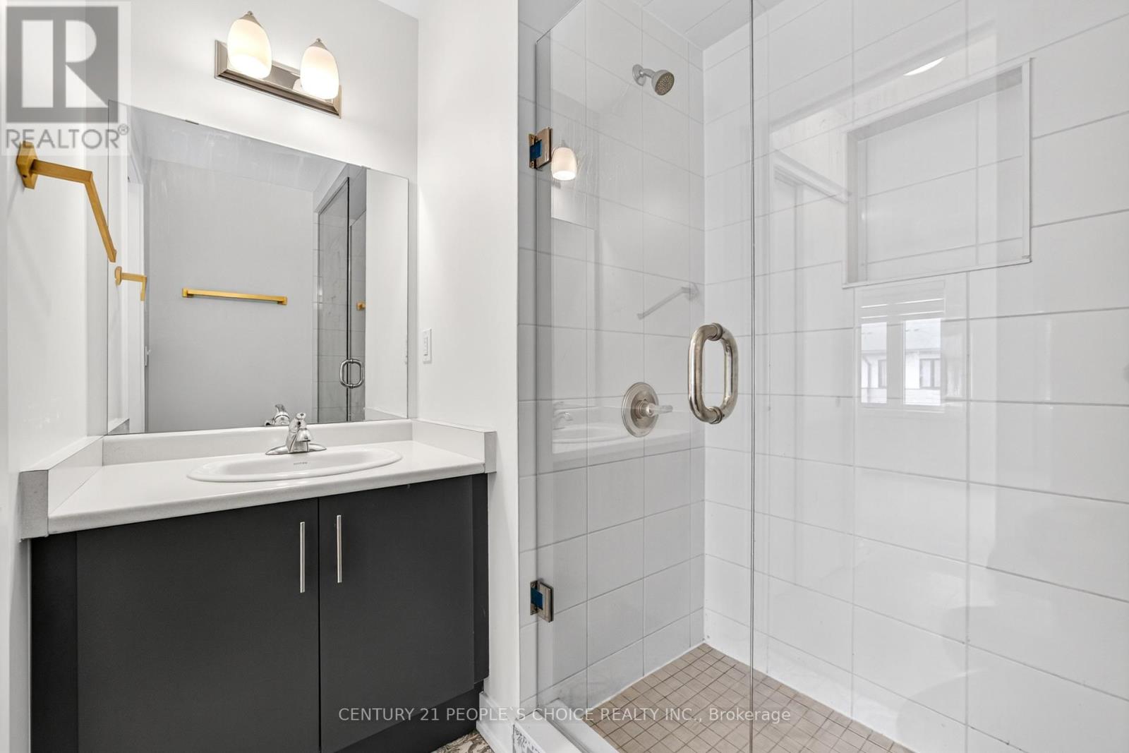 21 - 527 Shaver Road, Hamilton, Ontario L9G 0J1 - Photo 27 - X12521056