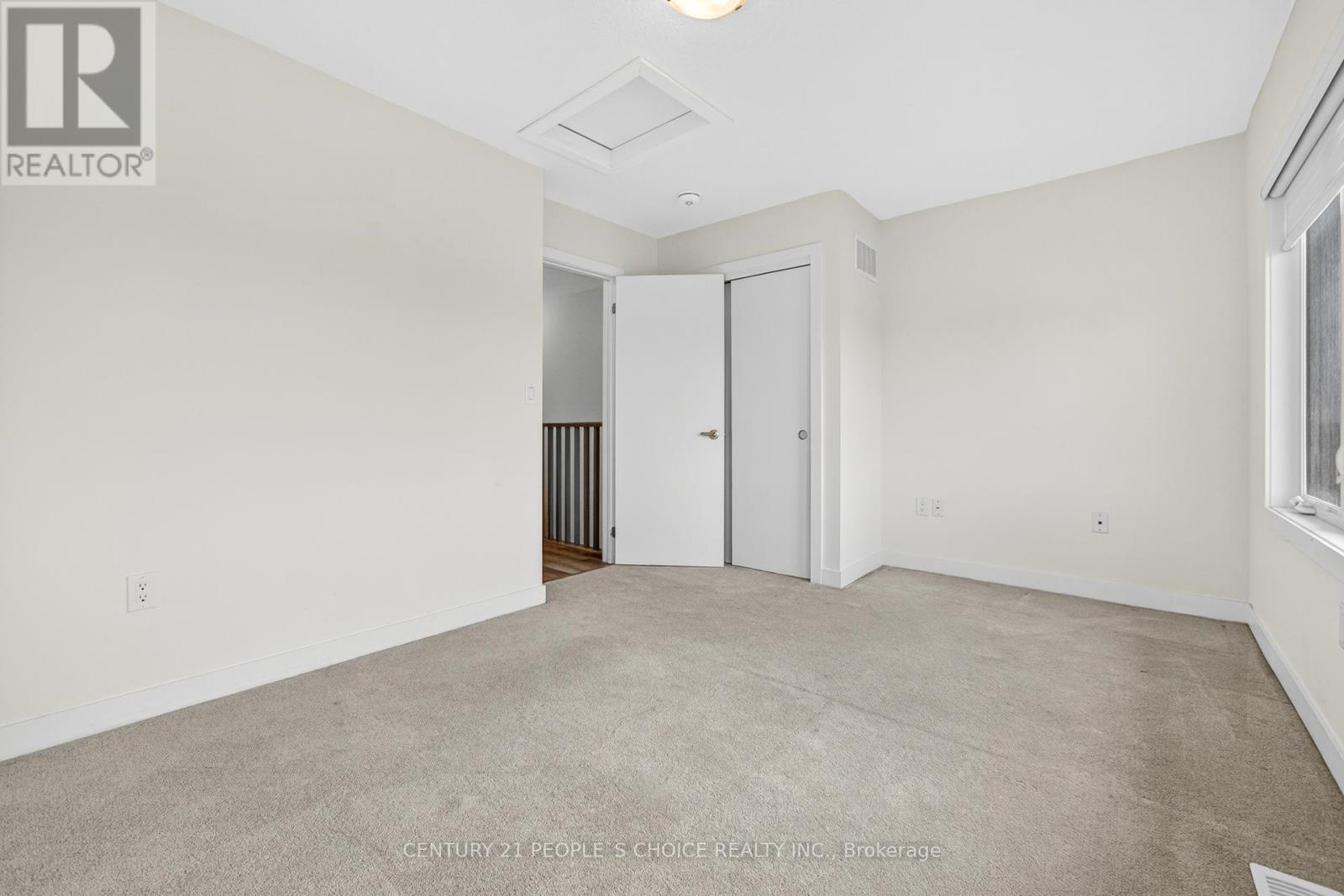 21 - 527 Shaver Road, Hamilton, Ontario L9G 0J1 - Photo 31 - X12521056