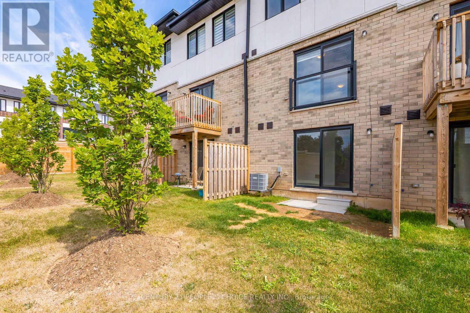 21 - 527 Shaver Road, Hamilton, Ontario L9G 0J1 - Photo 47 - X12521056