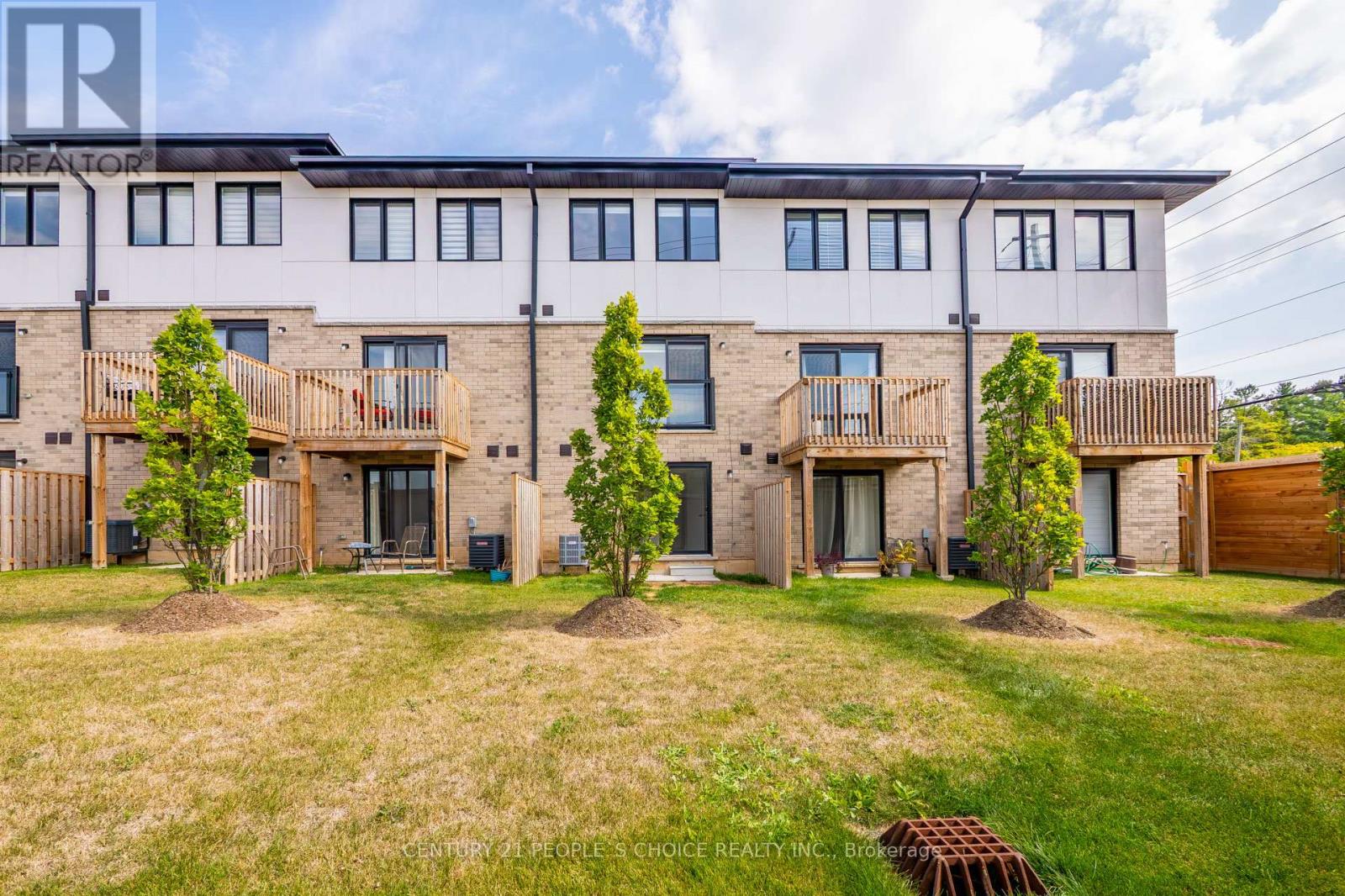 21 - 527 Shaver Road, Hamilton, Ontario L9G 0J1 - Photo 49 - X12521056