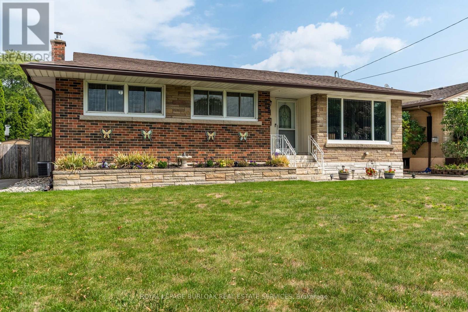7 KENWOOD CRESCENT, Hamilton, Ontario