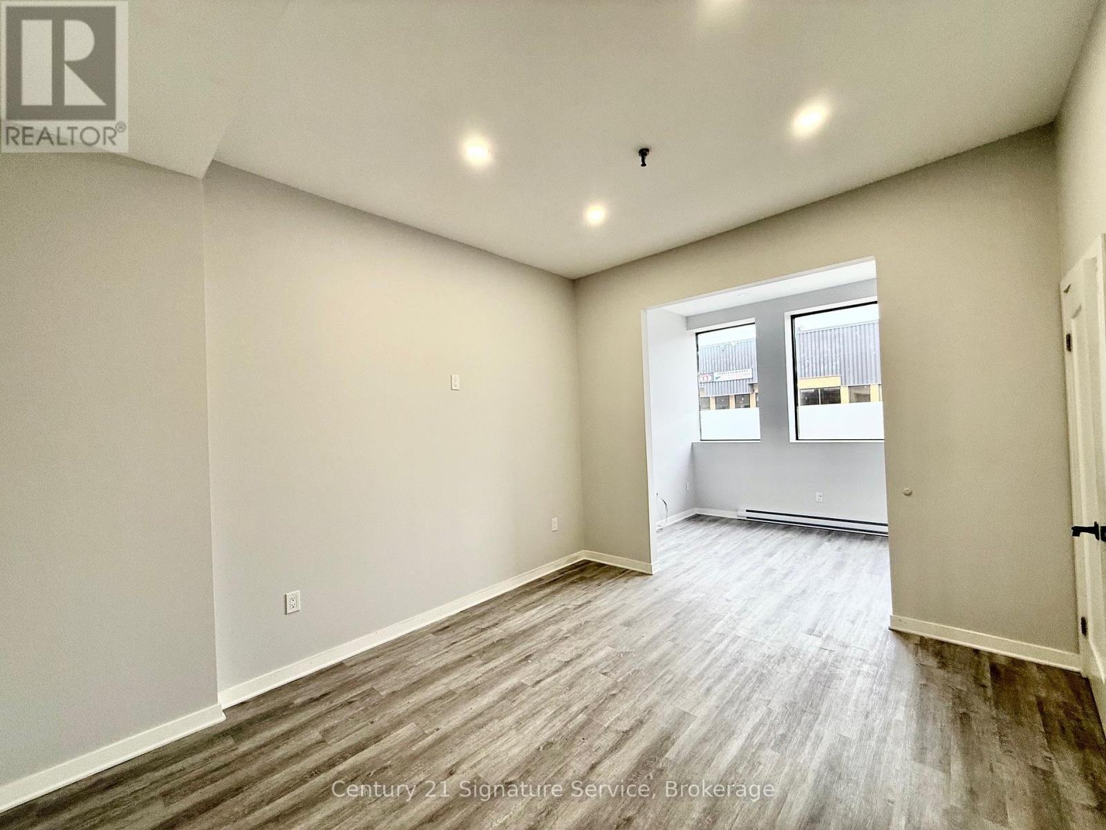 3 - 1050 Britannia Road E, Mississauga, Ontario  L4W 4N9 - Photo 11 - W12521100