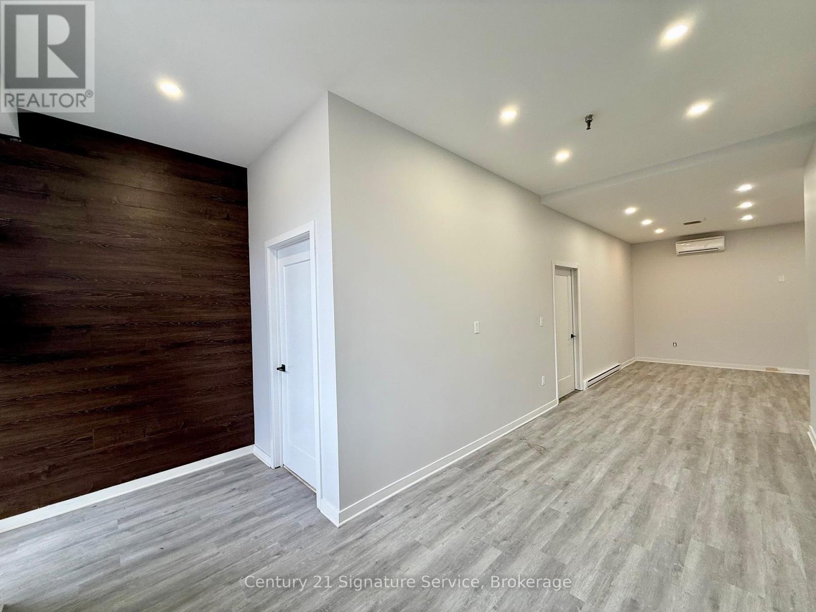 3 - 1050 Britannia Road E, Mississauga, Ontario  L4W 4N9 - Photo 5 - W12521100