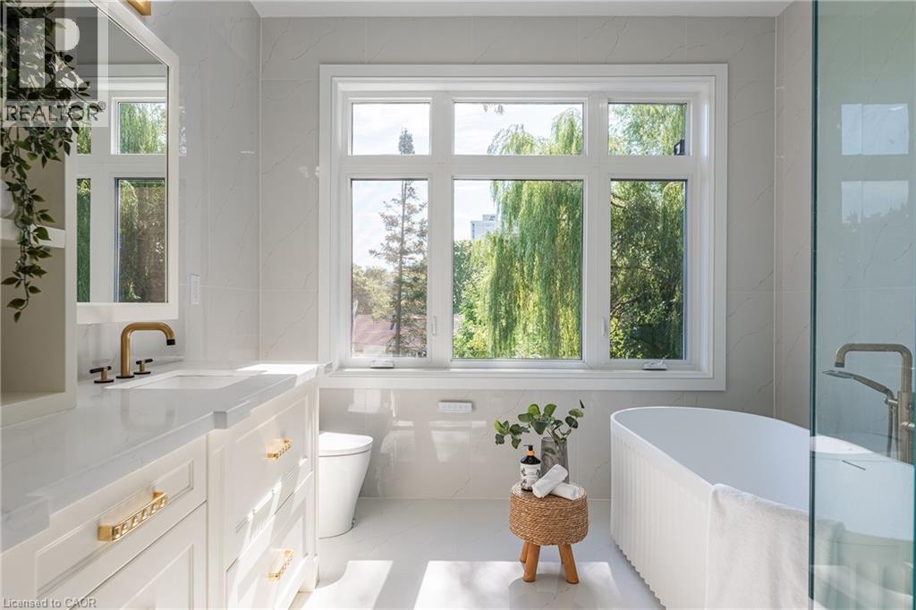 14 Crescent Road, Oakville, Ontario L6K 1W4 - Photo 24 - 40786285