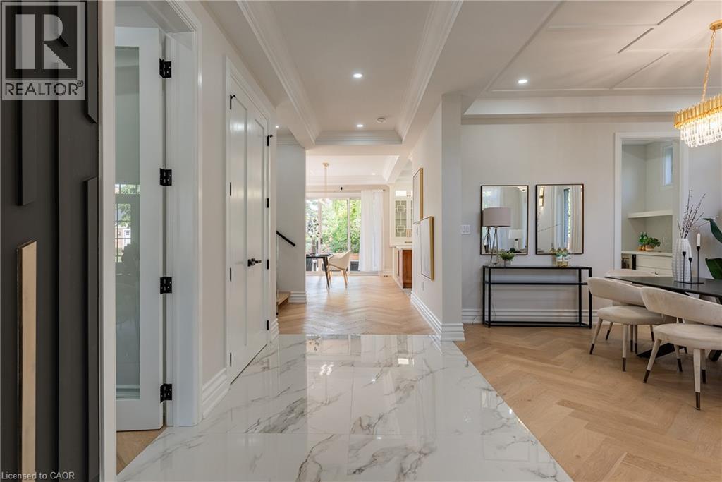 14 Crescent Road, Oakville, Ontario L6K 1W4 - Photo 3 - 40786285